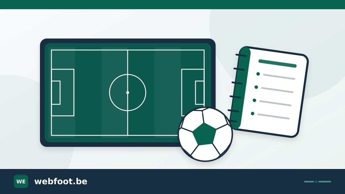 Voetbalveld, bal en notitieboek voor analyse